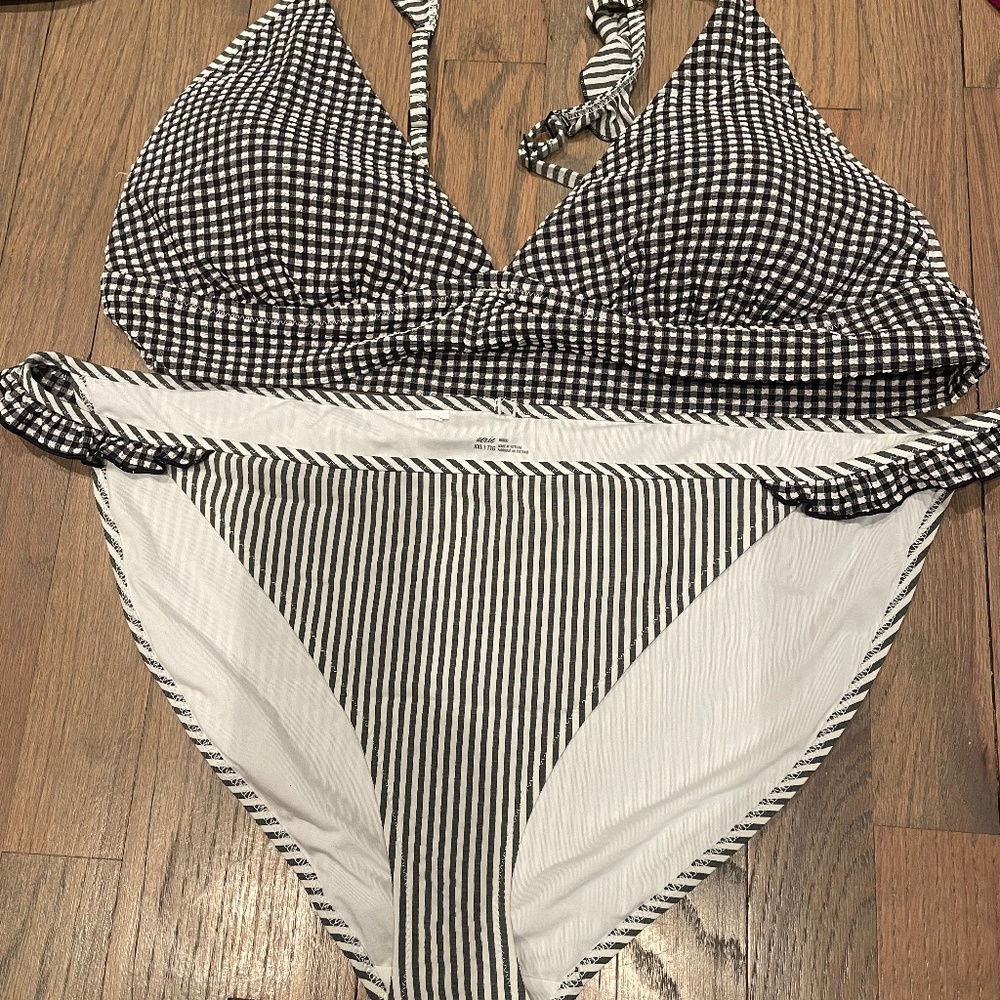 Black gingham Aerie bikini